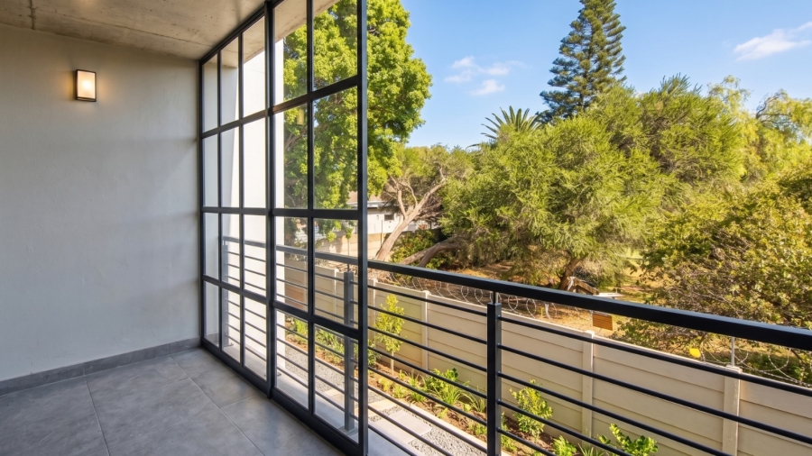 1 Bedroom Property for Sale in Table View Western Cape